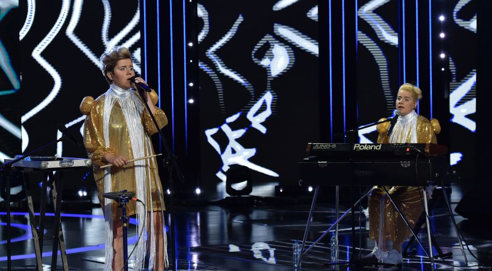 Barwne siostry Wrońskie – czyli Ballady i Romanse – otworzyły pierwszy w historii Opola koncert muzyki alternatywnej (fot. i. Sobieszczuk/TVP)