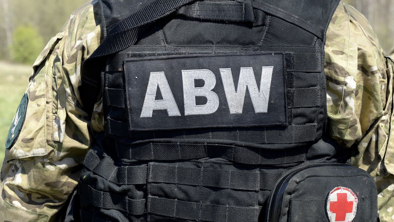 Zdaniem ABW, Mikołaj B. bardzo się zradykalizował (fot. arch. PAP/Darek Delmanowicz) Zdaniem ABW, Mikołaj B. bardzo się zradykalizował (fot. arch. PAP/Darek Delmanowicz)