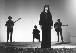 spiewala-ewa-demarczyk