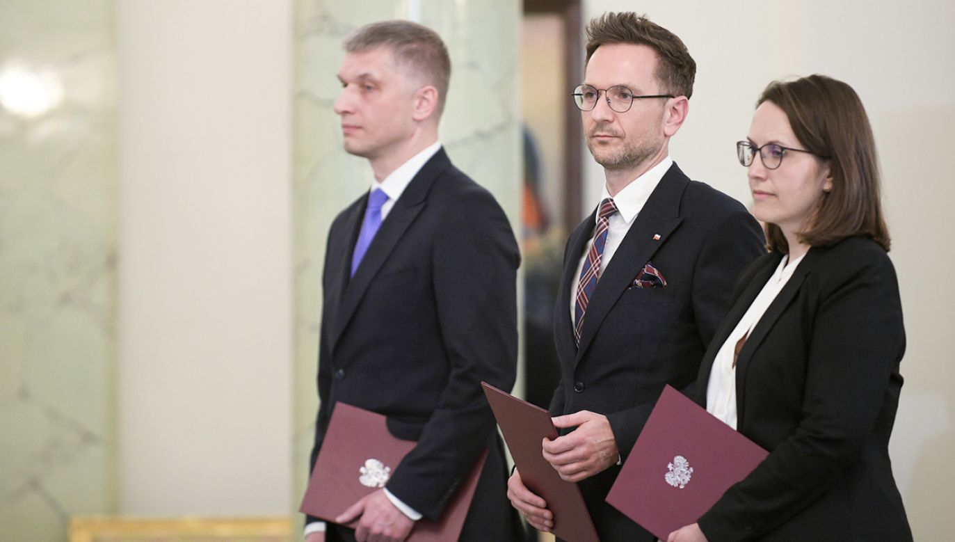 Uroczystość wręczenia powołań przez Prezydenta RP (fot. PAP/Marcin Obara)