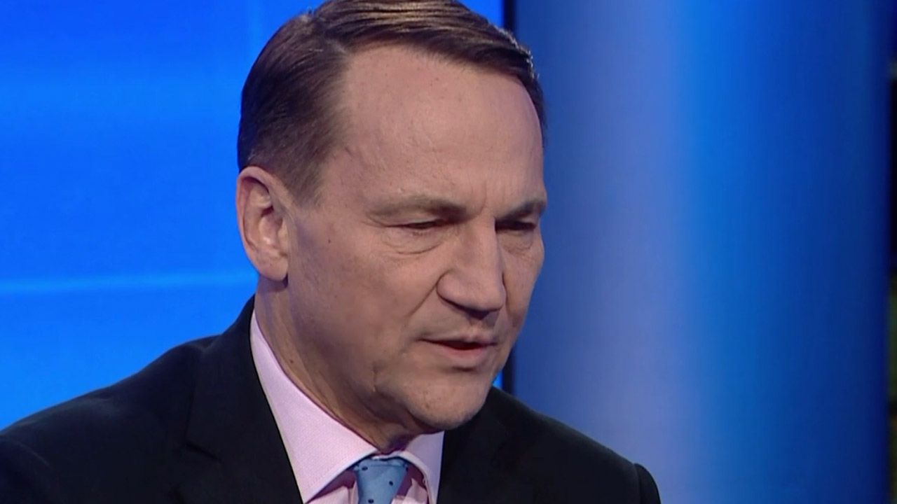 Sikorski ocenia postawę opozycji wobec USA. „Czołobitność i frajerstwo”