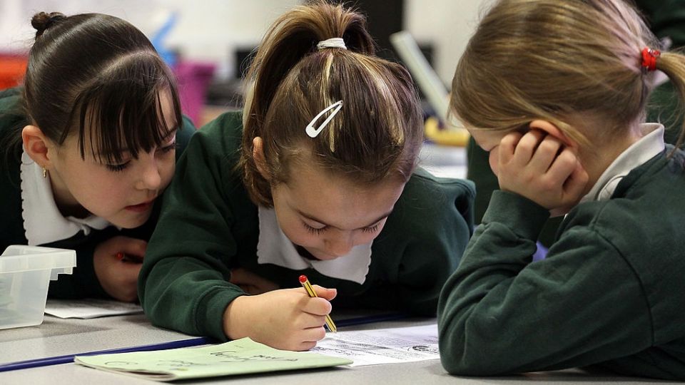 Premjeras: lenkiškos mokyklos Lietuvoje veikia „kol nori tėvai“