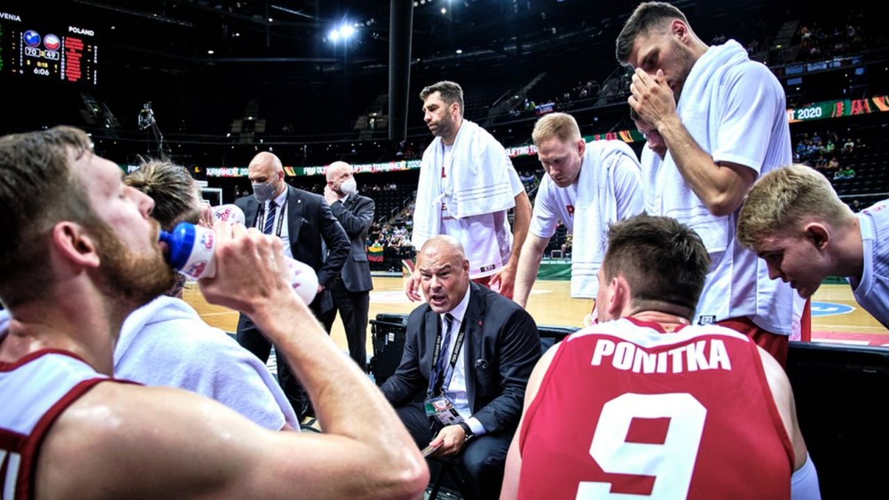 Reprezentacja Polski zagra decydujący mecz z Litwinami. Tylko zwycięstwo pozwala nam dalej marzyć o Tokio (fot. FIBA).