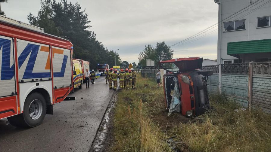 Wypadek busa w Krzepicach. Fot. Śląska Policja