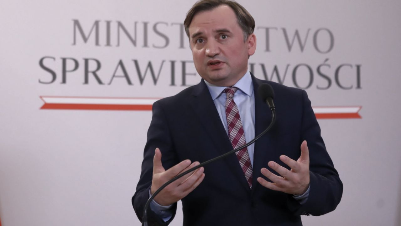 Zbigniew Ziobro Wniosek O Delegalizacje Komunistycznej Partii Polski Protesty Tvp Info