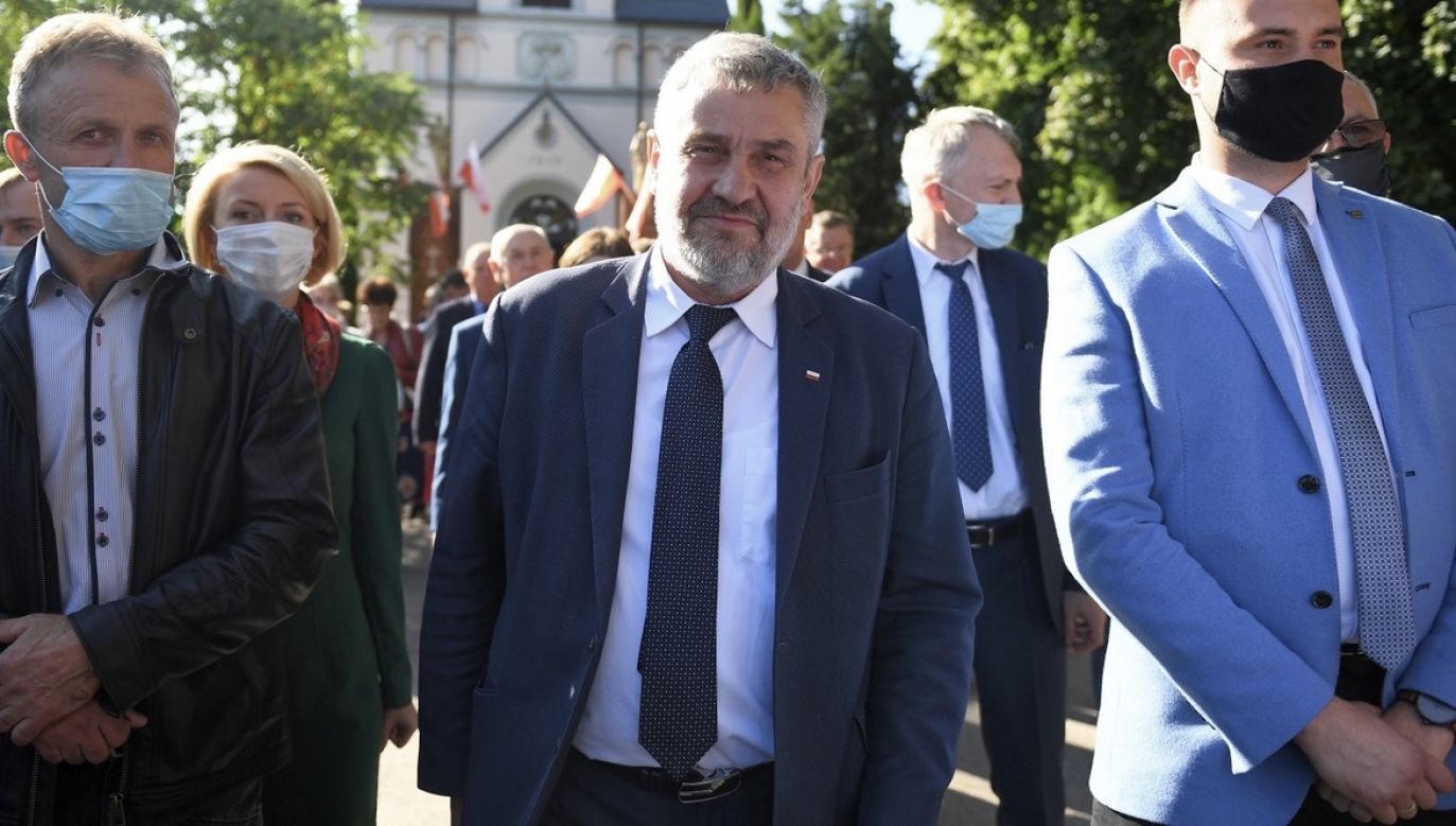 Minister Ardanowski zagłosował przeciw ustawie prozwierzęcej (fot. PAP/Marcin Gadomski)