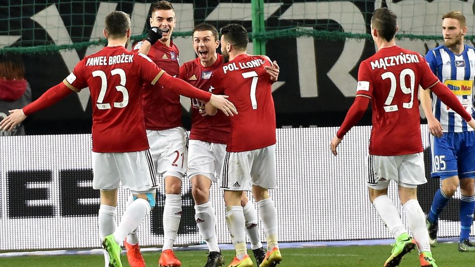 Jak zapewniła prezes Sarapata, Wisła nie szuka bogatego inwestora (fot. PAP/Jacek Bednarczyk) Jak zapewniła prezes Sarapata, Wisła nie szuka bogatego inwestora (fot. PAP/Jacek Bednarczyk)