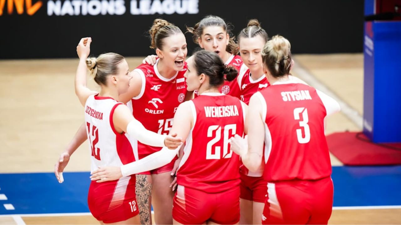 Polskie siatkarki zagrają z Japonkami. O której mecz Ligi Narodów? (fot. volleyballworld.com)