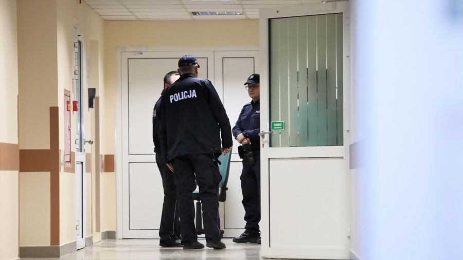 Personel medyczny regularnie pada ofiarą agresji ze strony pacjentów (zdjęcie ilustracyjne) / fot. Leszek Szymański, PAP