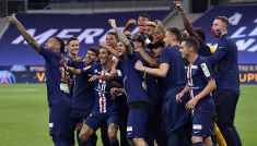 Marcin Bułka (PSG) trenuje w Warszawie (fot. TVP)