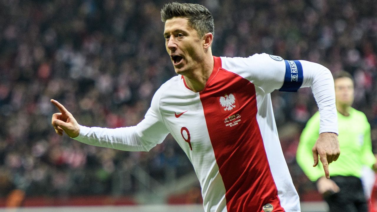 Robert Lewandowski zmieni pozycję na boisku? (sport.tvp.pl)