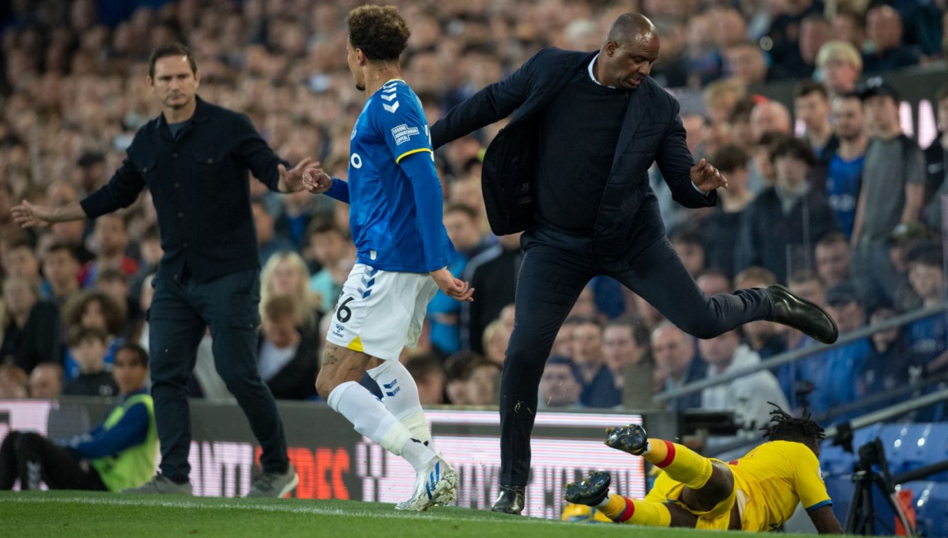 Patrick Vieira nie miał dobrego humoru po mecz z Evertonem (fot. Getty)