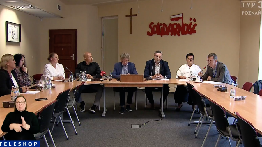 Poznańscy urzędnicy chcą podwyżek, NSZZ Solidarność, Jacek Jaśkowiak (fot. TVP3 Poznań)