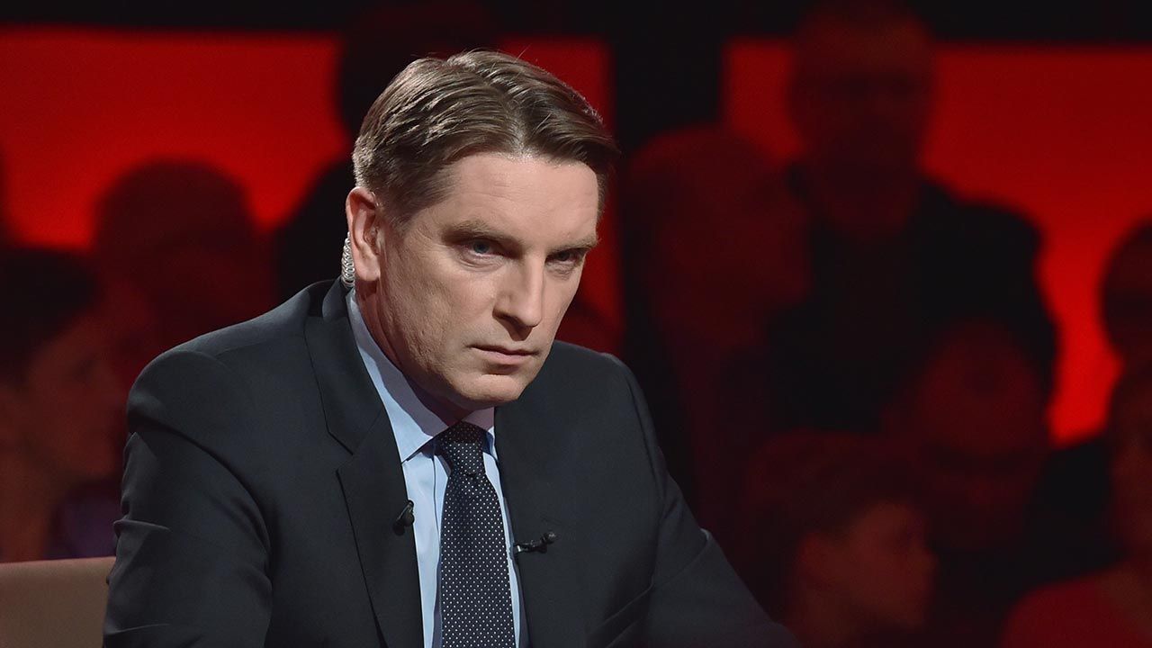 Tomasz Lis Znow Atakuje Rzad Nowa Rasa Panow Niemal Nadludzie Wieszwiecej Tvp Info