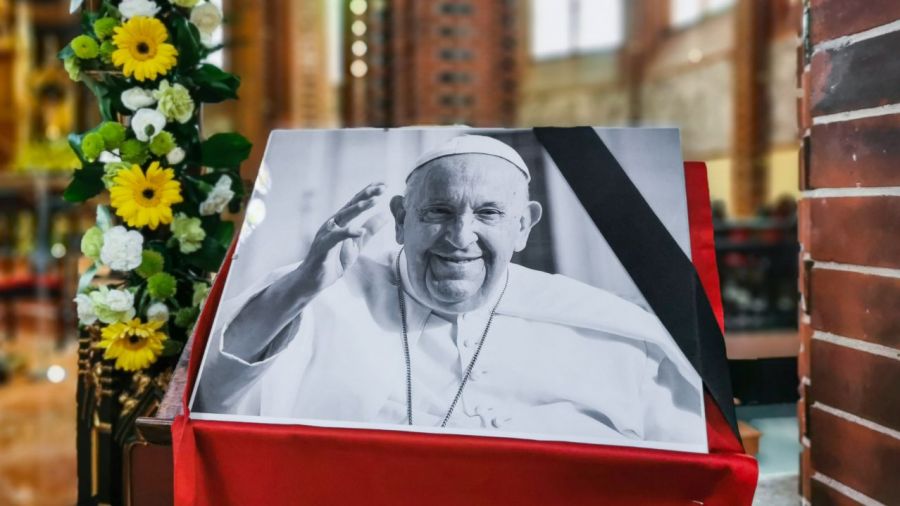 Pogrzeb papieża Franciszka. Żałoba narodowa w Polsce (fot. Getty Images)