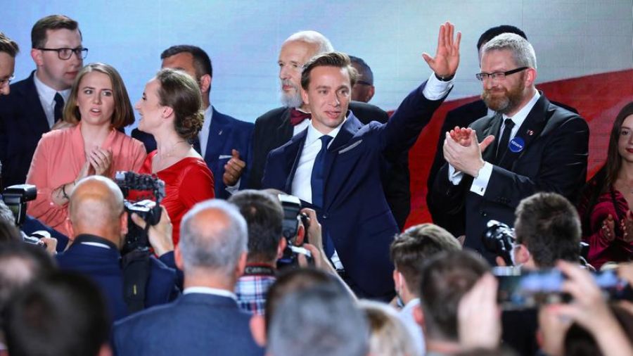 Konfederacja nie przekaże poparcia żadnemu z kandydatów (fot. PAP)
