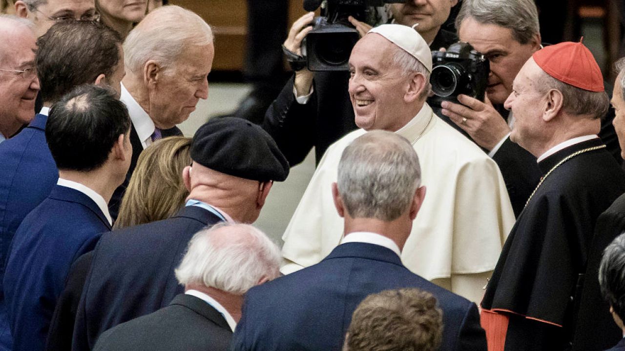 Do spotkania papieża Franciszka z prezydentem USA miało dojść 15 czerwca w Watykanie (fot. Giuseppe Ciccia/NurPhoto via Getty Images) Do spotkania papieża Franciszka z prezydentem USA miało dojść 15 czerwca w Watykanie (fot. Giuseppe Ciccia/NurPhoto via Getty Images)