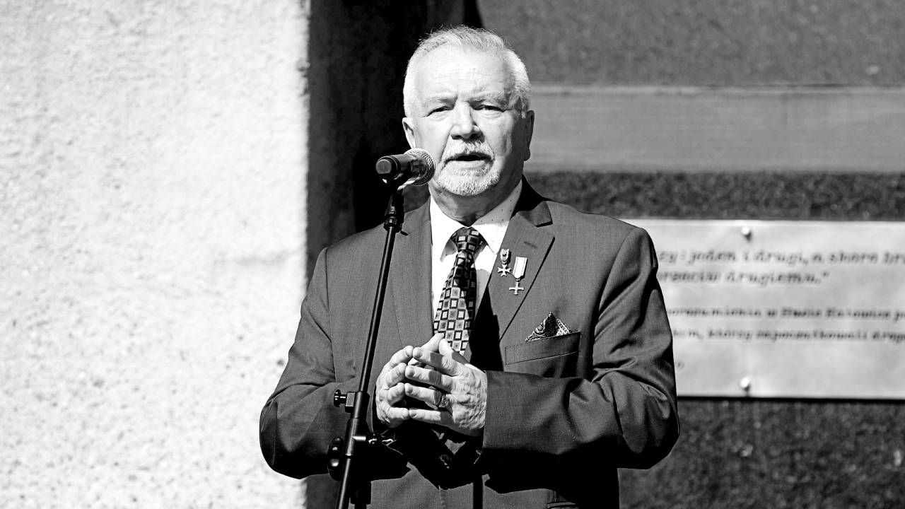 Andrzej Rozpłochowski był legendą „Solidarności” (fot. PAP/Andrzej Grygiel)