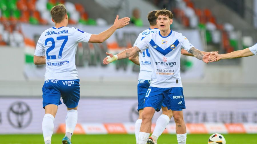 Stal Mielec po 31. kolejce zamyka tabelę PKO BP Ekstraklasy (fot. PAP)