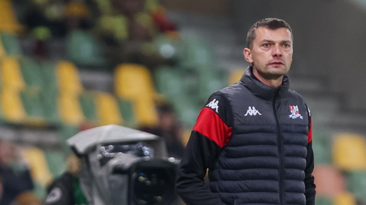 Grzegorz Mokry w Podbeskidziu pracował od czerwca (fot. PAP)