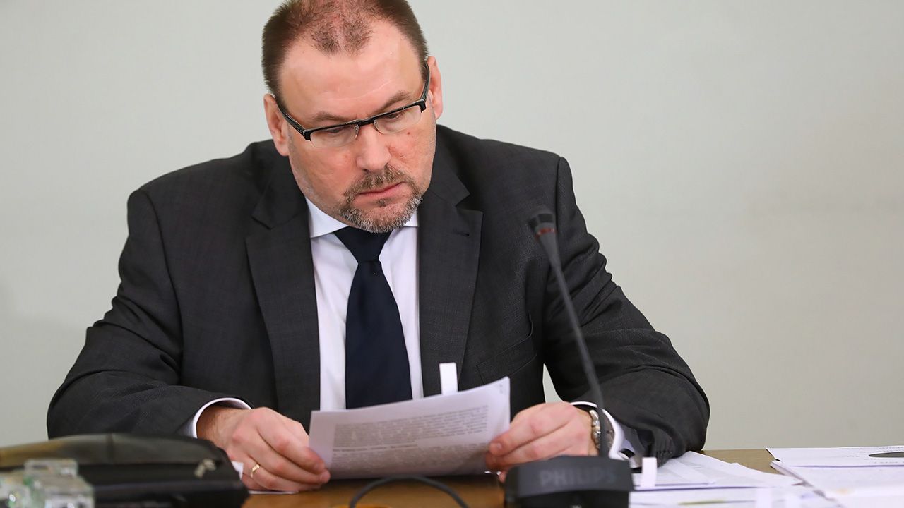 Były dyrektor Urzędu Kontroli Skarbowej w Bydgoszczy Zbigniew Stawicki podczas przesłuchania (fot. arch. PAP/Rafał Guz) Były dyrektor Urzędu Kontroli Skarbowej w Bydgoszczy Zbigniew Stawicki podczas przesłuchania (fot. arch. PAP/Rafał Guz)