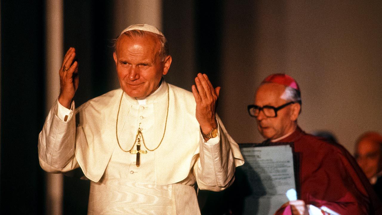 Papież Franciszek o świętym Janie Pawle II (fot. Chuck Fishman/Getty Images) Papież Franciszek o świętym Janie Pawle II (fot. Chuck Fishman/Getty Images)