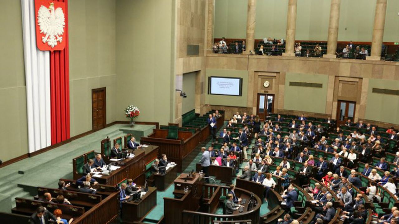 Jakie Są Następstwa Uchwalenia Przez Sejm Wotum Nieufności Wobec Rządu Sejmowa debata nad wnioskami o wotum nieufności wobec Szydło i