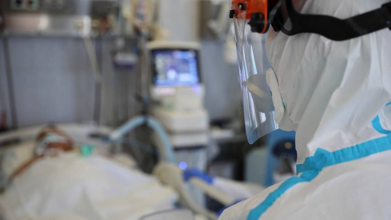 Nowe dane o epidemii (fot.PAP/Leszek Szymański) Nowe dane o epidemii (fot.PAP/Leszek Szymański)