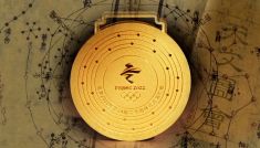 Złoty medal zimowych IO w Pekinie (fot. TVP)