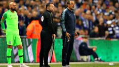 Maurizio Sarri podczas meczu Chelsea - Manchester City w Finale Pucharu Ligi Angielskiej (fot. Getty Images)