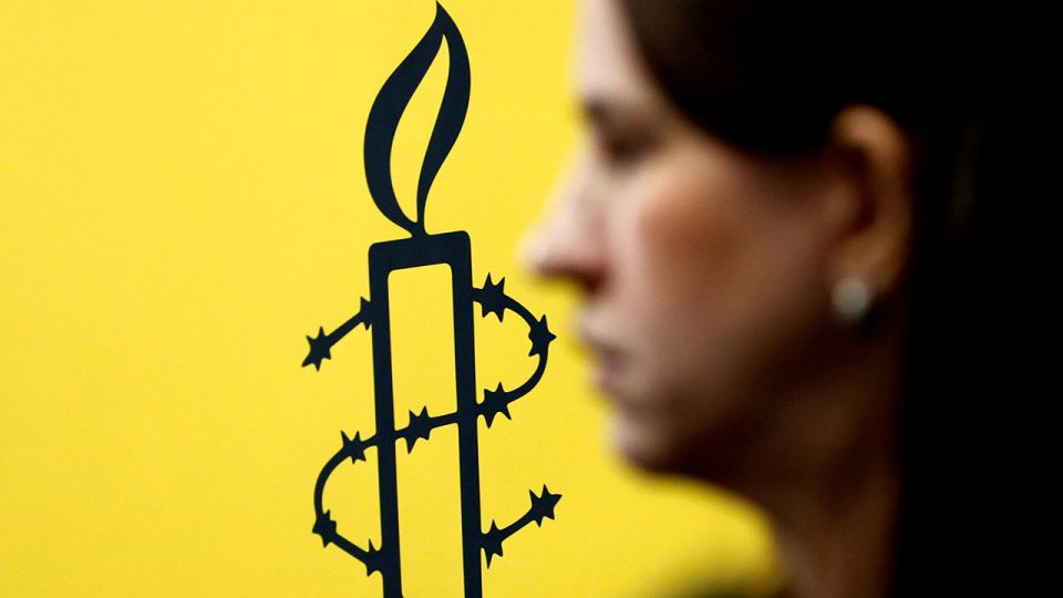 Nekanie Rasizm Seksizm W Amnesty International Zarzad Gotow