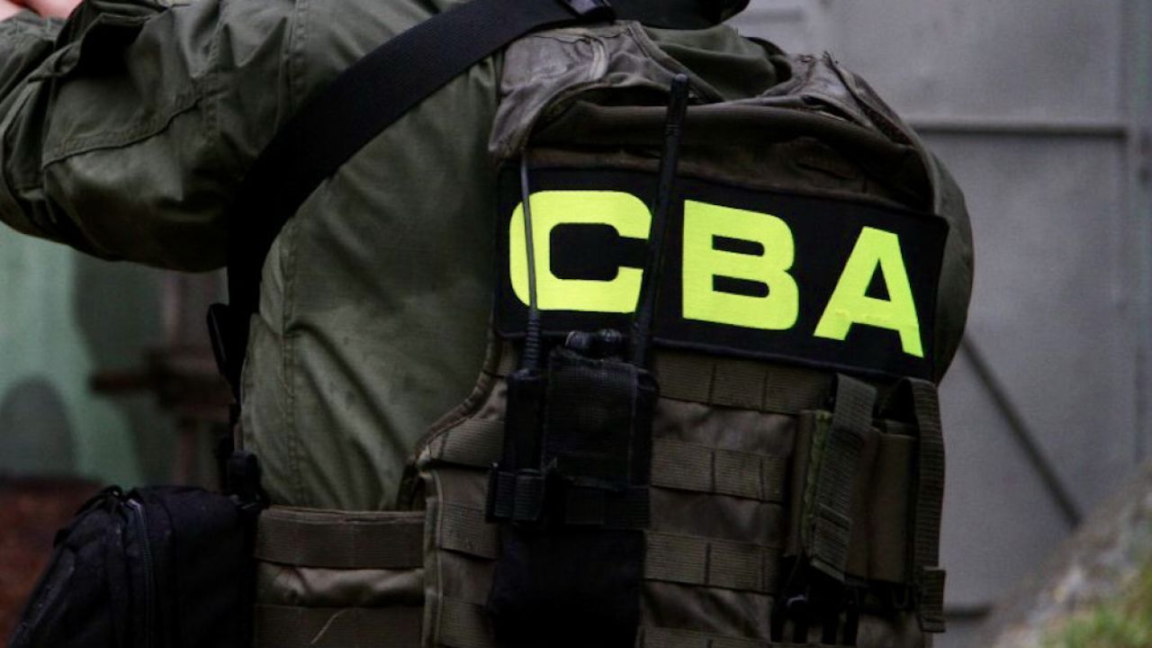 Agenci prowadzili kontrolę rewitalizacji Rynku Dolnego w Środzie Śląskiej (fot. CBA Agenci prowadzili kontrolę rewitalizacji Rynku Dolnego w Środzie Śląskiej (fot. CBA