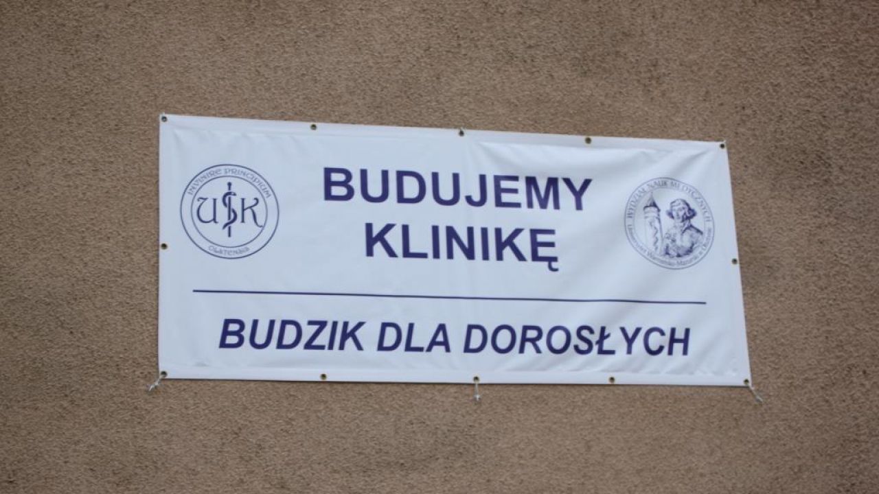 Na przyjęcie do „Budzika” dla dorosłych, który działa w Olsztynie, czeka ok. 800 osób (fot. www.akogo.pl) Na przyjęcie do „Budzika” dla dorosłych, który działa w Olsztynie, czeka ok. 800 osób (fot. www.akogo.pl)