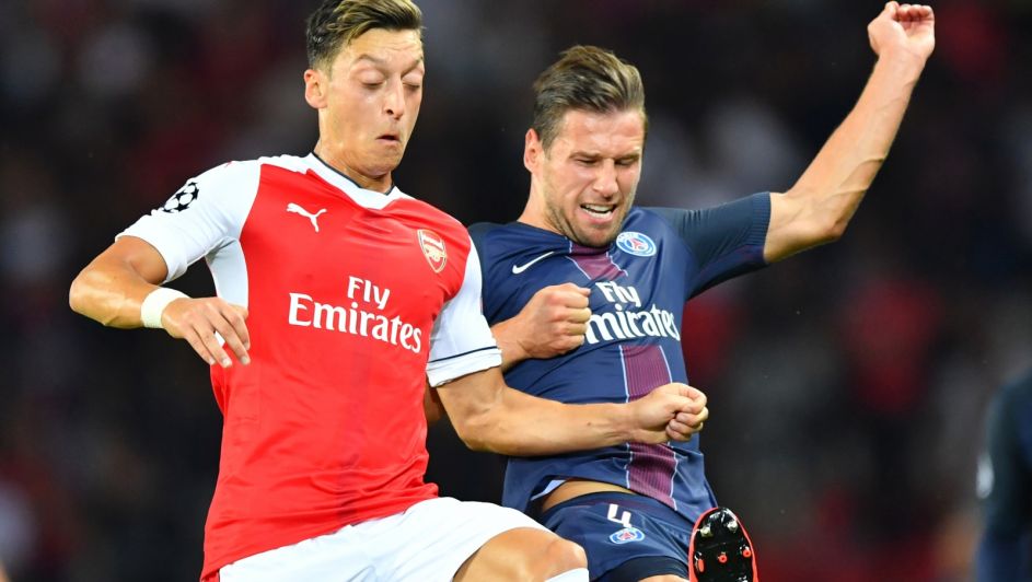 Mesut Oezil i Grzegorz Krychowiak