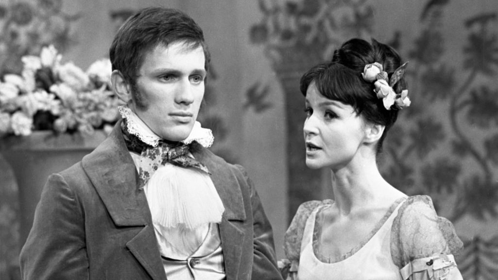 Jan Englert i Ewa Młodnicka w przedstawieniu Teatru Telewizji „Śluby Panieńskie” (fot. TVP)