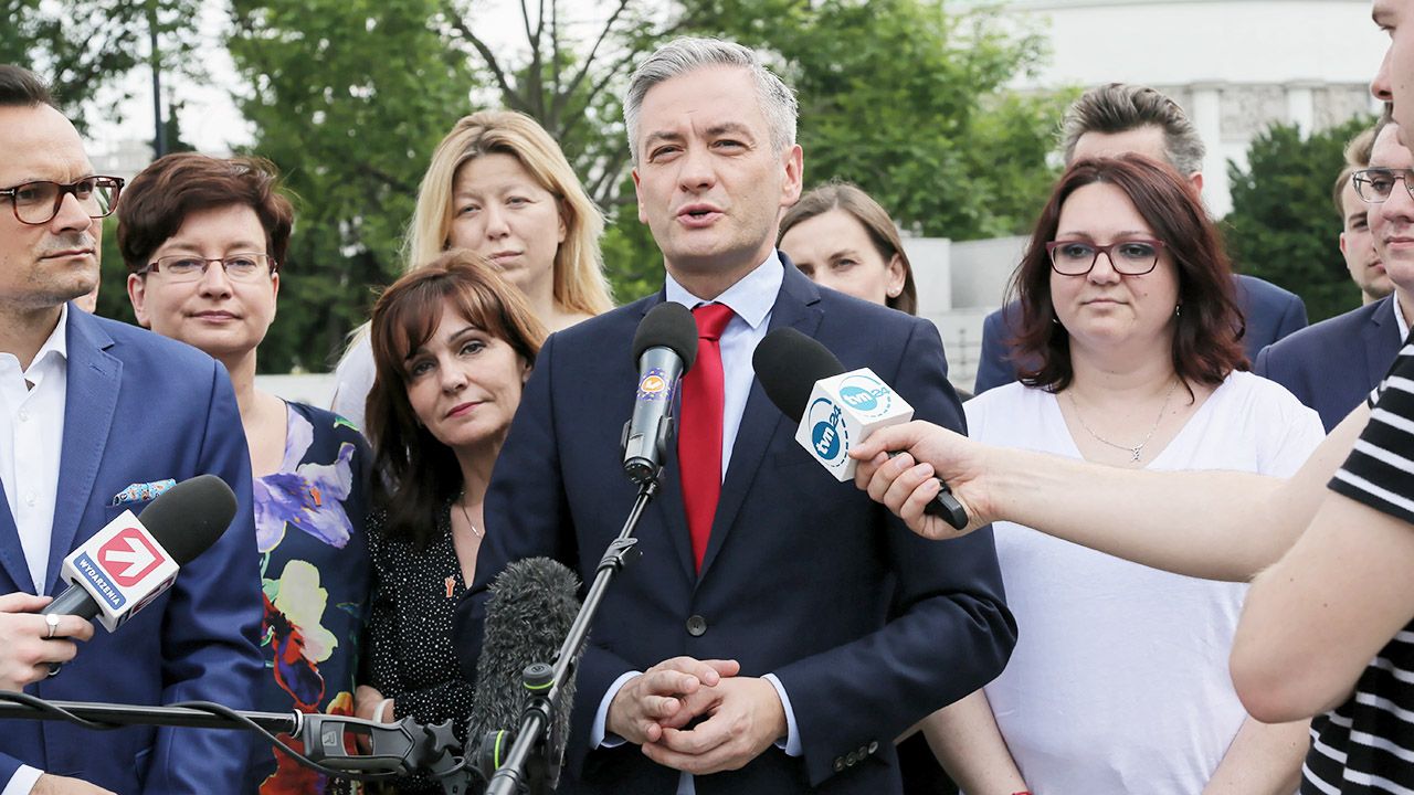 Na początku czerwca Biedroń powiedział, że Wiosna chce uczestniczyć w budowaniu wspólnej opozycyjnej koalicji do Senatu (fot. PAP/Wojciech Olkuśnik)