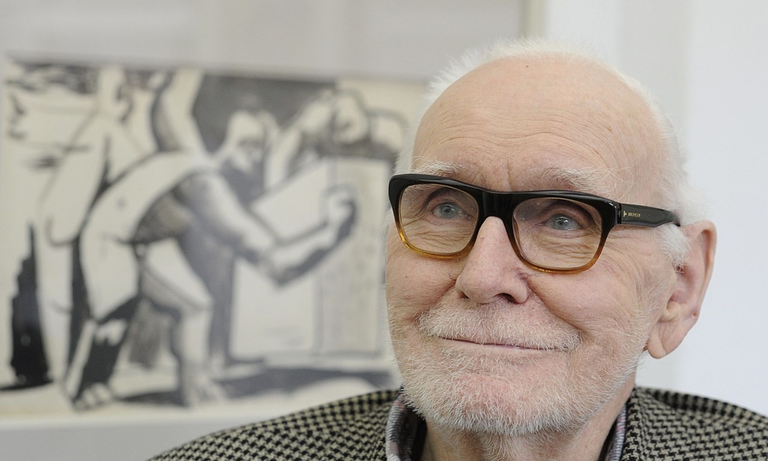 Wojciech Fangor w Galerii XX1 w Warszawie w 2013 roku, podczas wystawy jego prac „Rysunki 1947 -1957”. Fot.  PAP/Andrzej Rybczyński