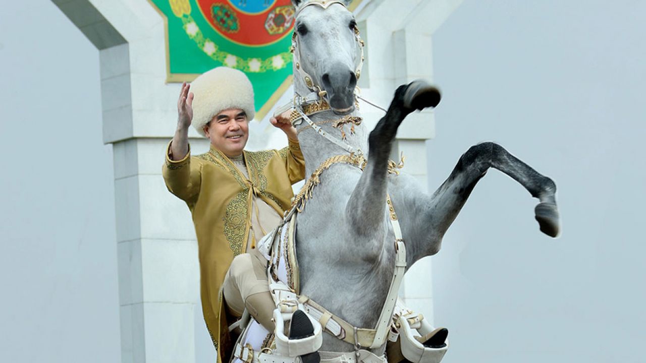 Gurbanguły Berdimuhamedow rządzi Turkmenistanem twardą ręką (fot. Turkmenistan.gov.tm) Gurbanguły Berdimuhamedow rządzi Turkmenistanem twardą ręką (fot. Turkmenistan.gov.tm)