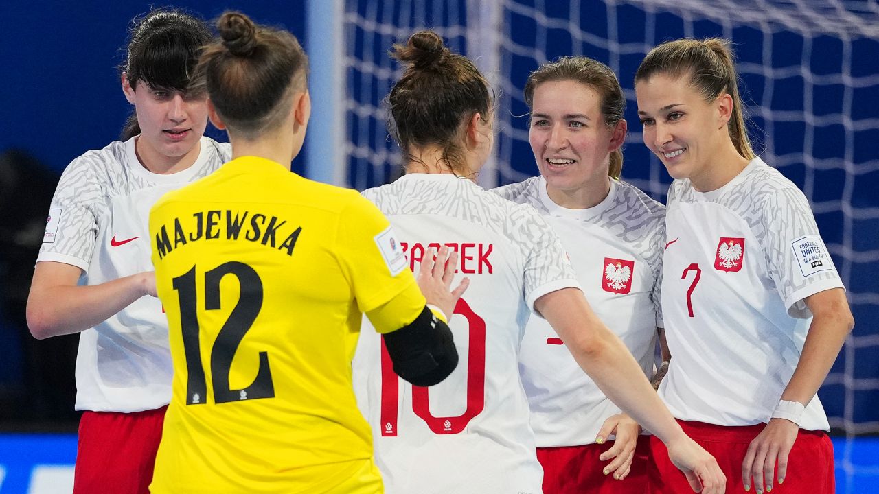 Reprezentacja Polski pokonała Filipiny w swoim pierwszym meczu mistrzostw świata w futsalu kobiet | TVP SPORT
