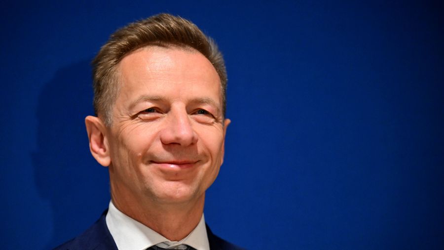 Oświadczenie majątkowe Rafała Kasprzyka. Oszczędności w różnych walutach, dom i grunty rolne