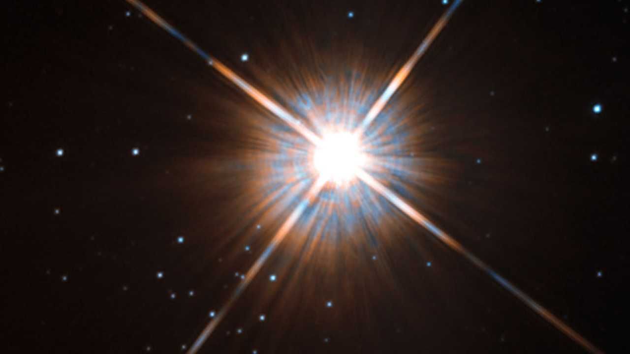 Proxima Centauri znajduje się około 4,24 lat świetlnych od Ziemi (fot. ESA) Proxima Centauri znajduje się około 4,24 lat świetlnych od Ziemi (fot. ESA)