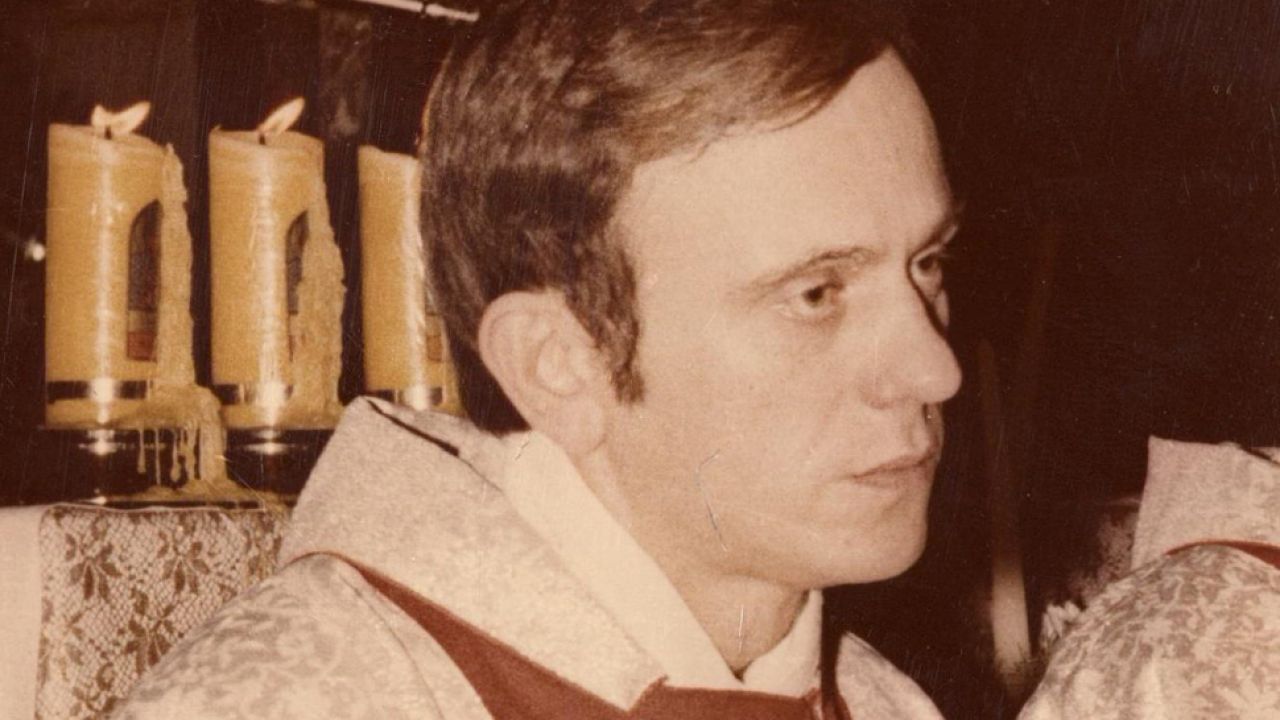 Ks. Jerzy Popiełuszko (fot. Wikimedia Commons/ Andrzej Iwański ) Ks. Jerzy Popiełuszko (fot. Wikimedia Commons/ Andrzej Iwański )