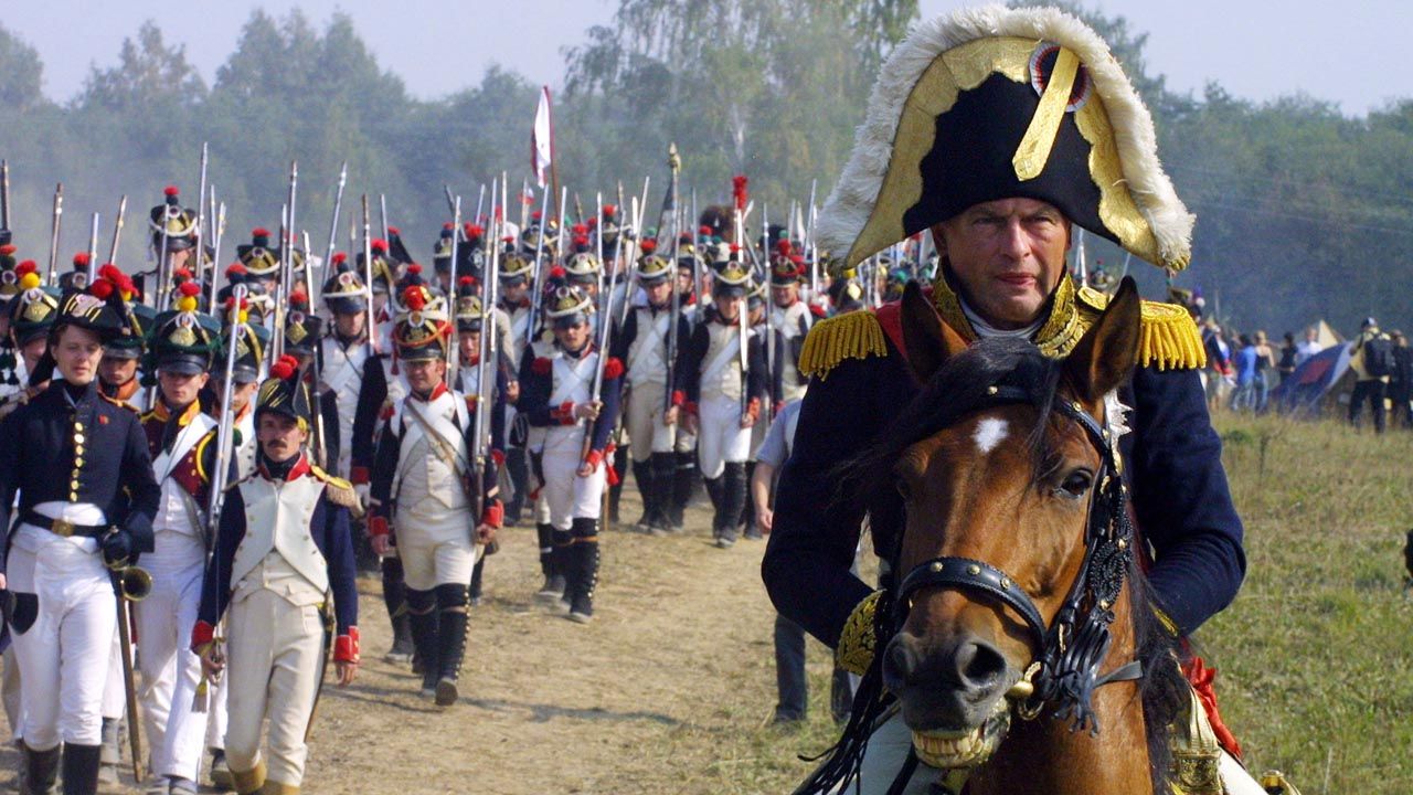 Oleg Sokołow podczas rekonstrukcji bitwy pod Borodino (fot. Oleg Nikishin/Getty Images) Oleg Sokołow podczas rekonstrukcji bitwy pod Borodino (fot. Oleg Nikishin/Getty Images)