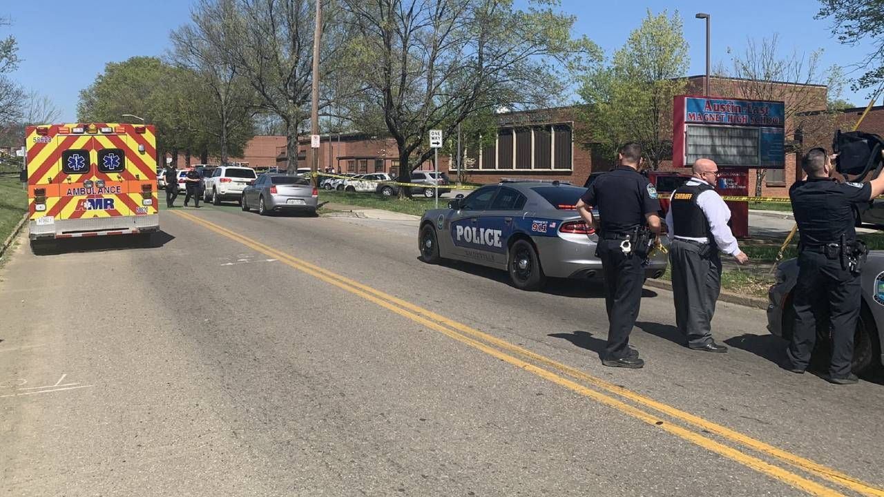 Nie wiadomo, ile jest ofiar (fot. PAP/EPA/Knoxville PD / HANDOUT) Nie wiadomo, ile jest ofiar (fot. PAP/EPA/Knoxville PD / HANDOUT)