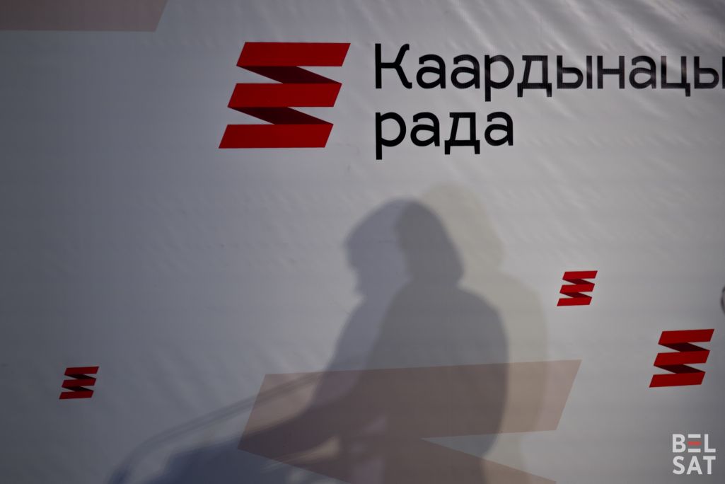Слуханні справаздачы Аляксандра Азарава, чальца Аб’яднанага пераходнага кабінету, у Каардынацыйнай радзе. Варшава, Польшча. 5 жніўня 2023 года. (Фота: Карына Пашко / Белсат)