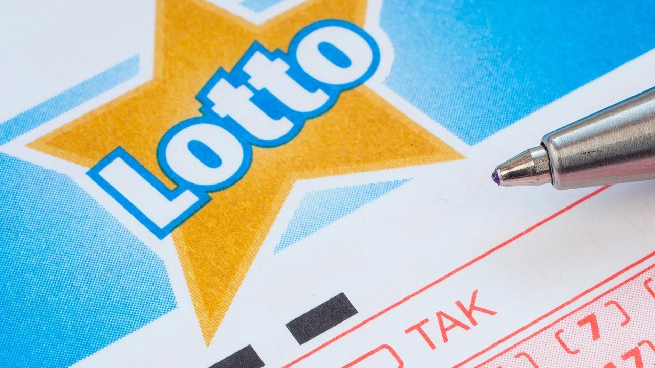 Wyniki Lotto w sobotę 4 kwietnia 2026 roku. Poznaj wyniki losowania i wygrane liczby