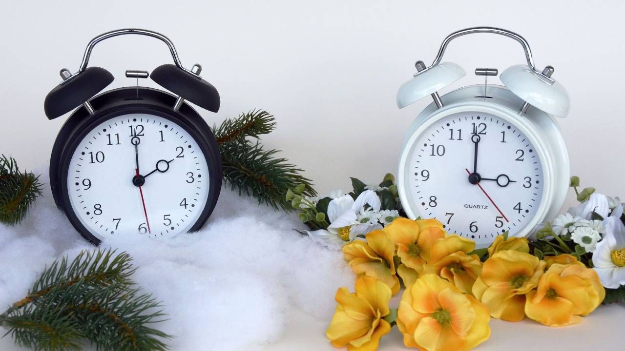 W niedzielę wskazówki zegarów przesuniemy z godz. 2.00 na 3.00 (fot. Pixabay/annca) W niedzielę wskazówki zegarów przesuniemy z godz. 2.00 na 3.00 (fot. Pixabay/annca)