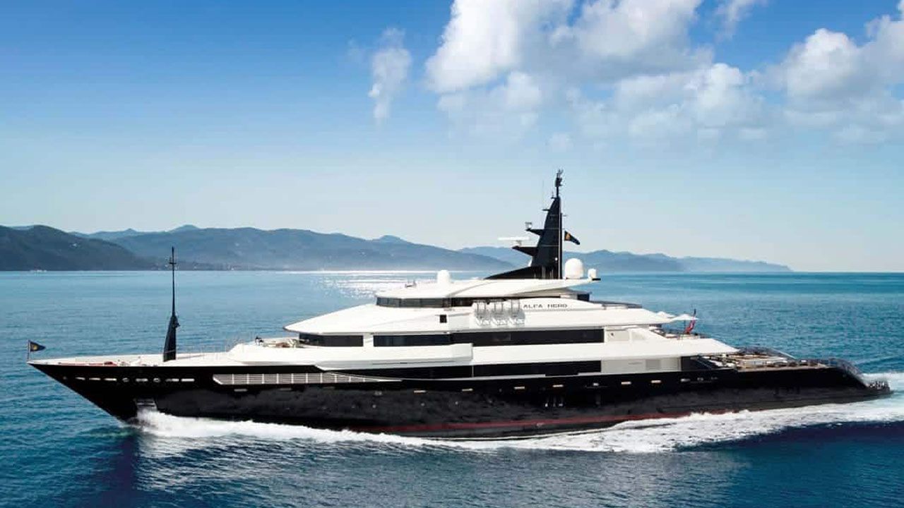 Guriew za pośrednictwem pełnomocnika zaprzecza, że jest właścicielem jachtu (fot. Excellence Riviera)