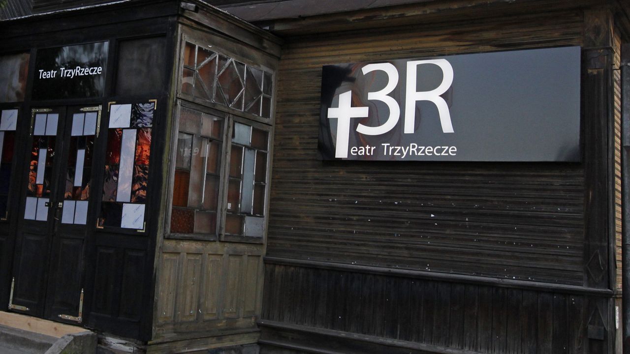 Dyrektor teatru jest oskarżony m.in. o podrobienie weksla na ponad 100 tys. zł (fot.PAP/Artur Reszko) Dyrektor teatru jest oskarżony m.in. o podrobienie weksla na ponad 100 tys. zł (fot.PAP/Artur Reszko)