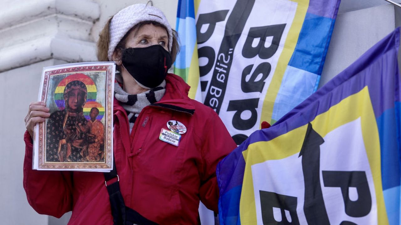 B. żołnierze AK wezwali aktywistów LGBT do zaprzestania szydzenia z symboli katolickich i narodowych (fot. Omar Marques/Getty Images) B. żołnierze AK wezwali aktywistów LGBT do zaprzestania szydzenia z symboli katolickich i narodowych (fot. Omar Marques/Getty Images)